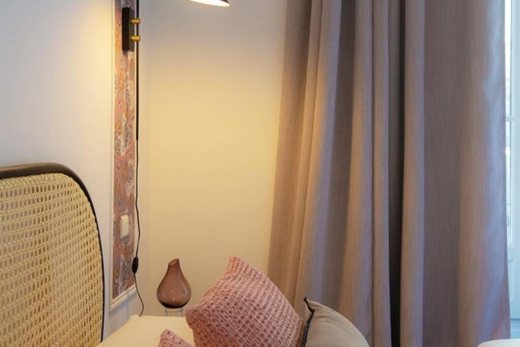 Romantic Flat In The Heart Of The City Avinhão Exterior foto