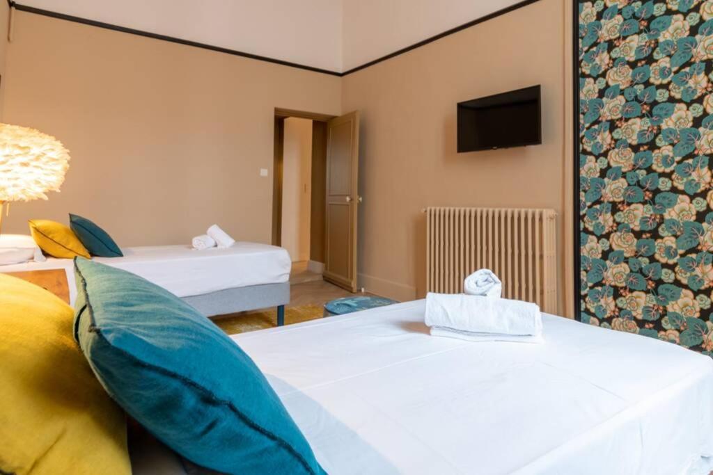 Romantic Flat In The Heart Of The City Avinhão Exterior foto